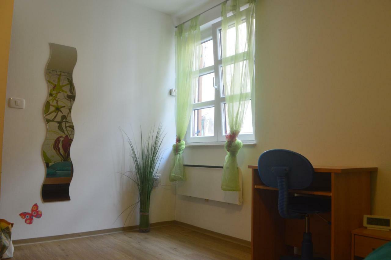 Apartment Aria, Koper Center Luaran gambar