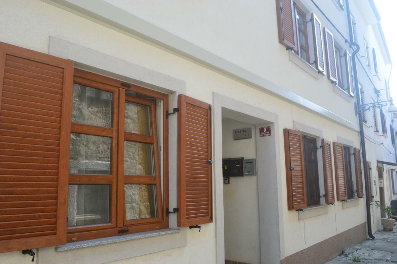 Apartment Aria, Koper Center Luaran gambar