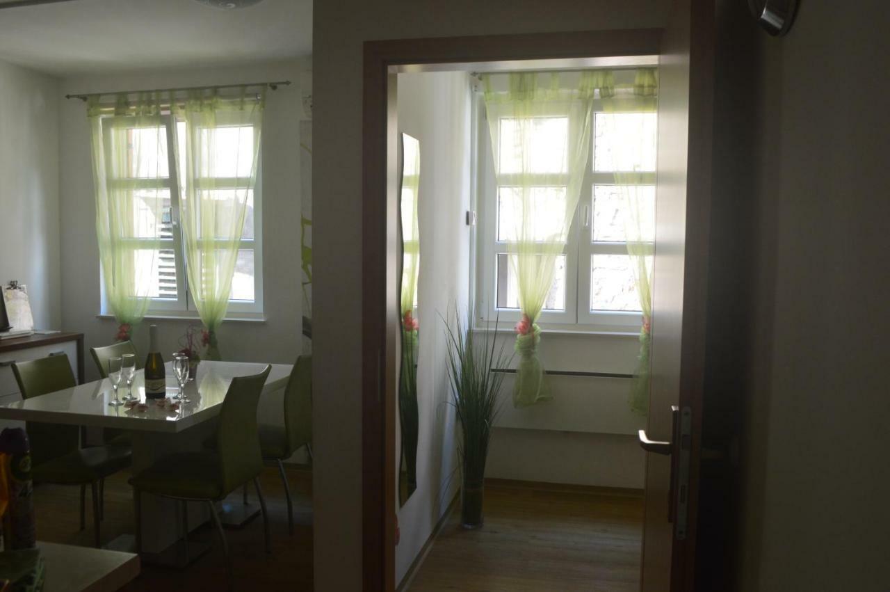 Apartment Aria, Koper Center Luaran gambar